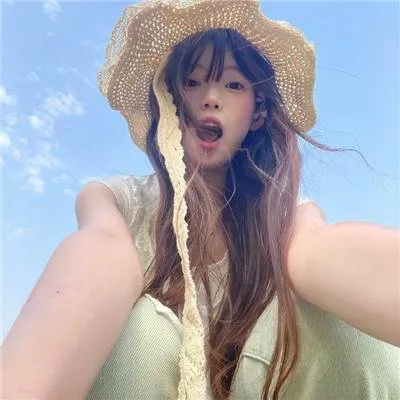 【音乐喜剧】《摇摆少女》上野树里主演：补考的女高中生们误打误撞组成爵士乐队，夏日里最欢乐的青春物语