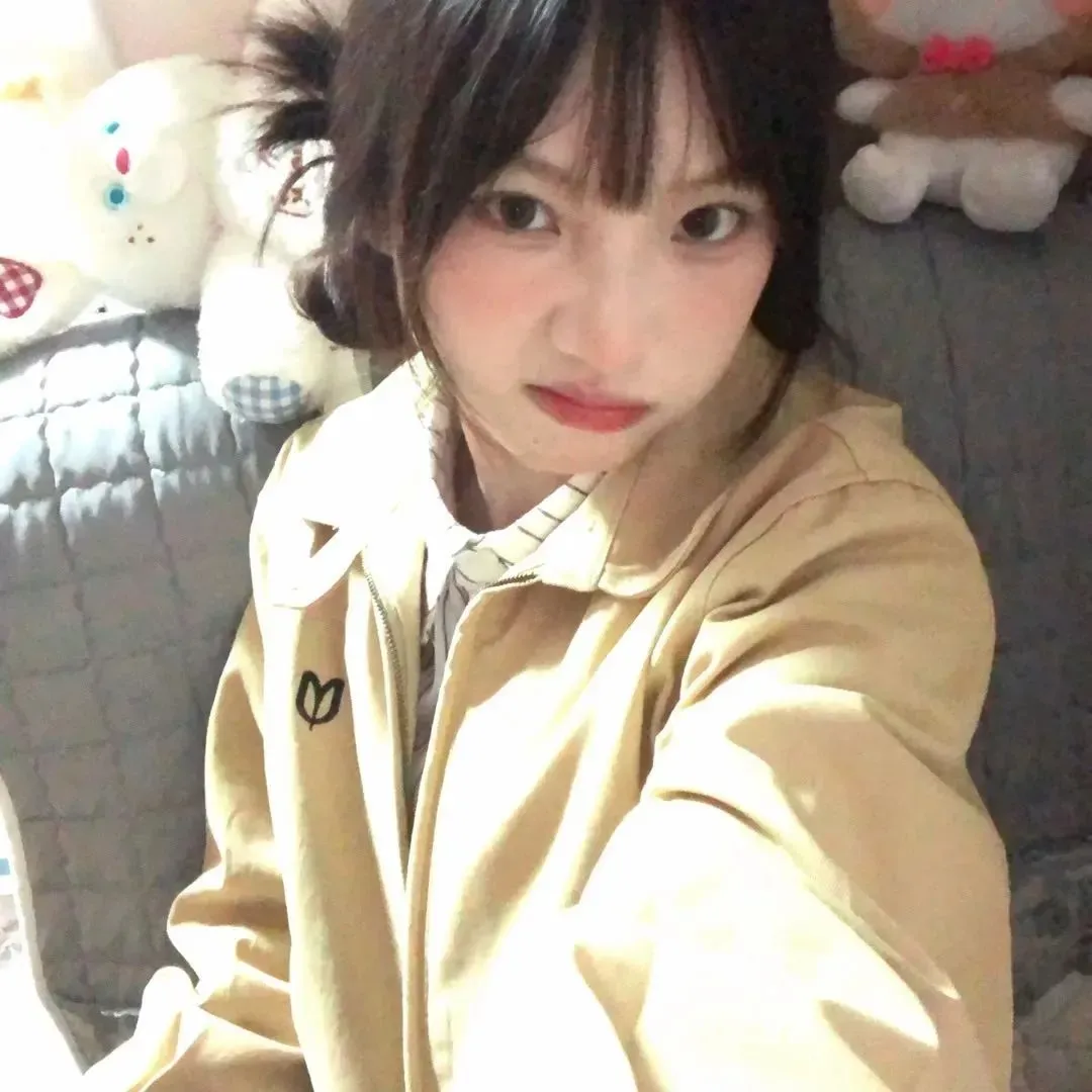韩国丧尸喜剧《奇妙的家族》超清在线：被丧尸咬了能返老还童？脑洞大开