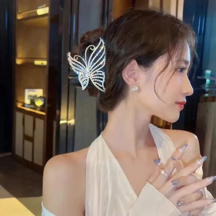 【写实群像】《青春时代》1-2季合集：合租公寓里五个女孩的青春烦恼，真实到引发共鸣